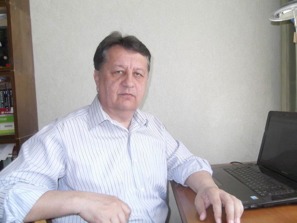 Акмал Абдухаликов