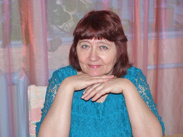 Надежда Комова