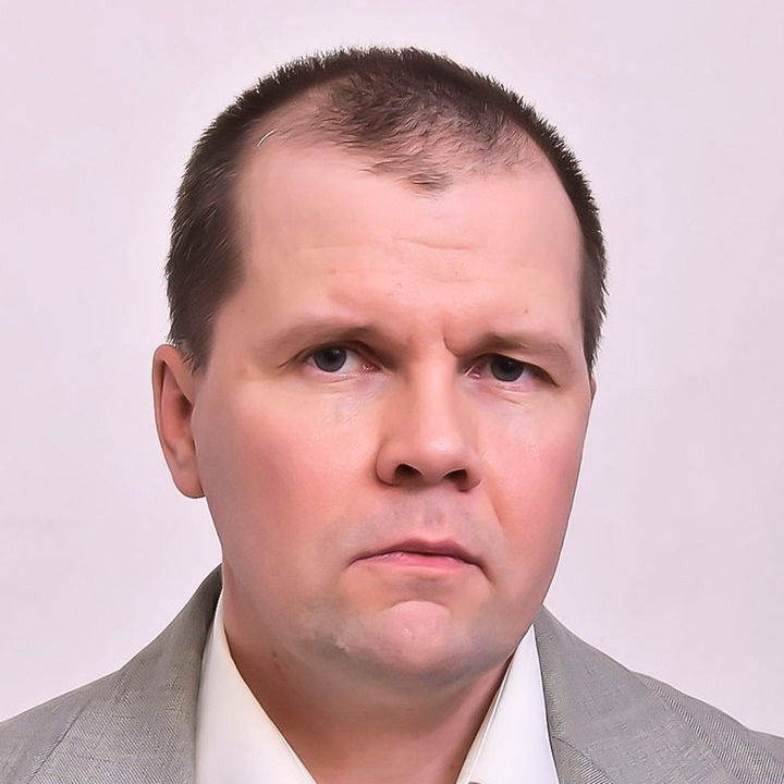 Александр Гусев