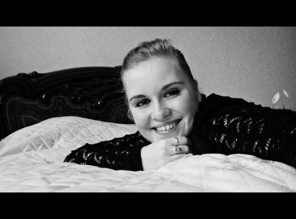 Анна Ушакова