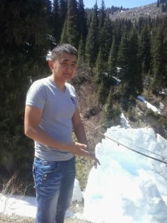 Айбек Баянов