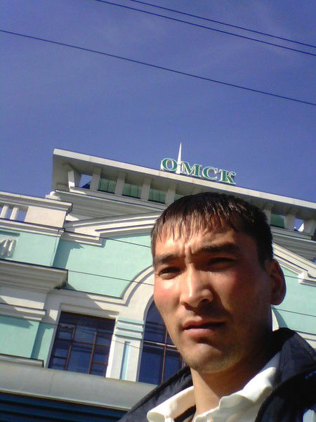 Hурлан Hурдинов