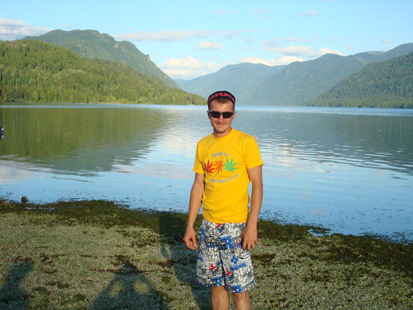 Андрей Богданов