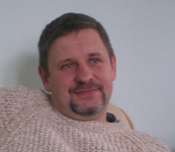 Денис Емельянов