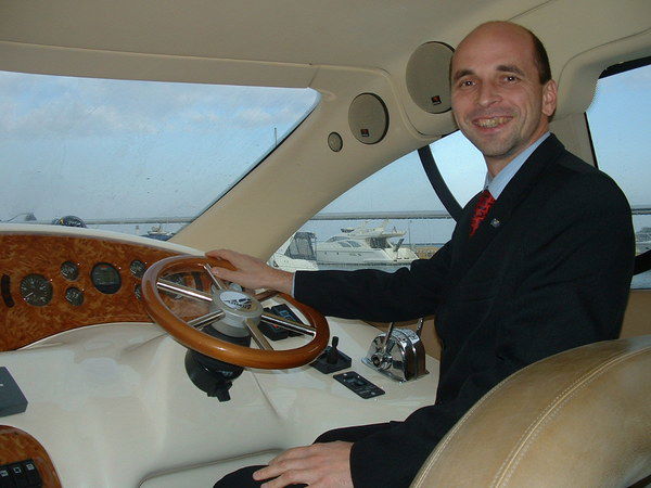 Дмитрий Тарасов