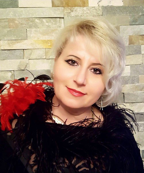 Оля Шнайдер