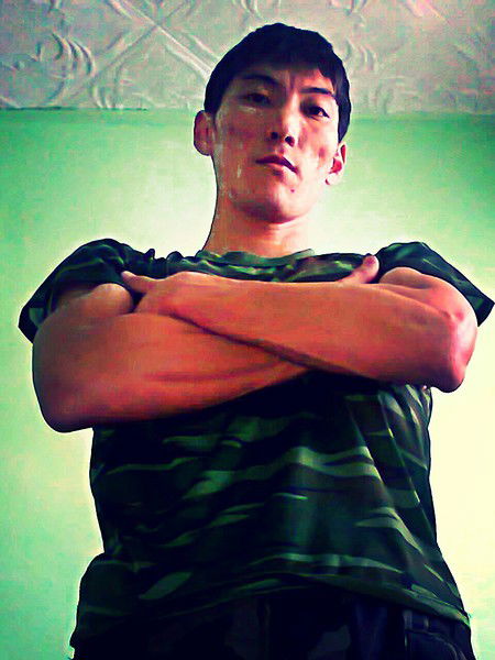 Арман Ташеков