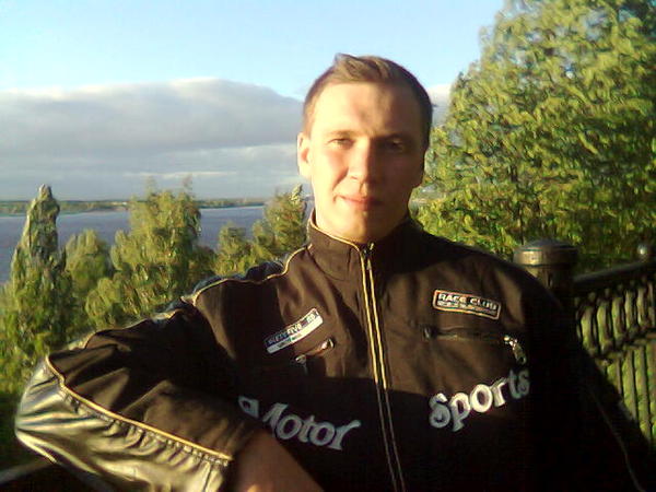 Константин Новиков