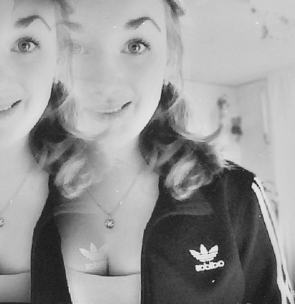 Аня Безкоровайная