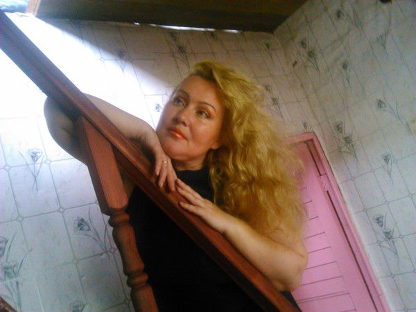 Елена Уколова