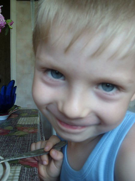 Александр Новоселов