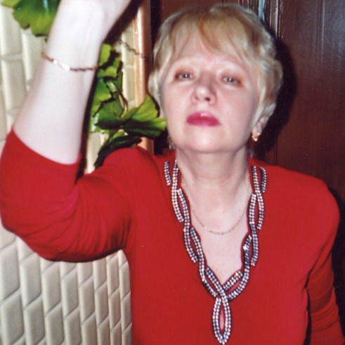 Людмила Петренко