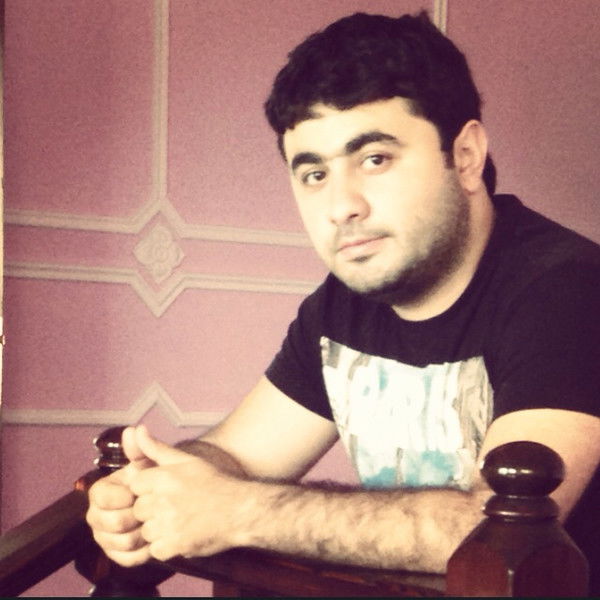 Айваз Ахмедов