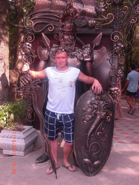 Сергей Капралов