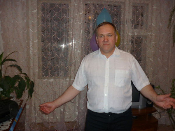 Анатолий Конюшенко