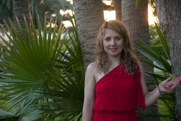 Юлия Столярова