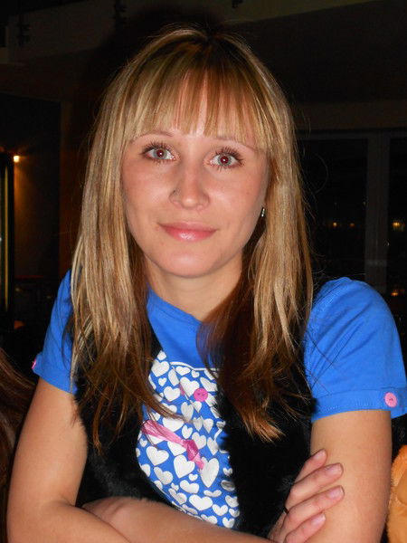 Юля Комарова