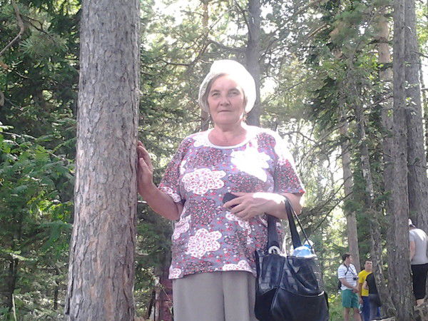 Галина Елечекова