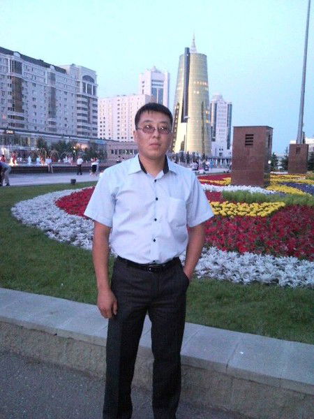 Mарат Kасенов