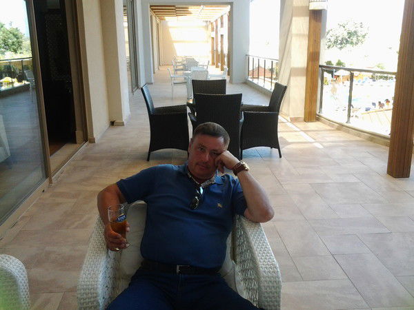 Александр Мельник