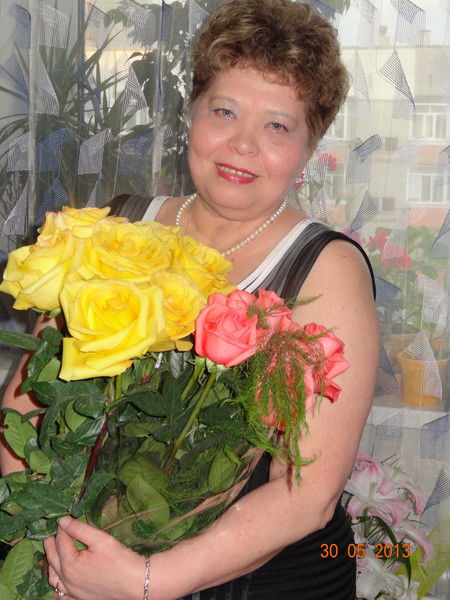 Надежда Запорожец