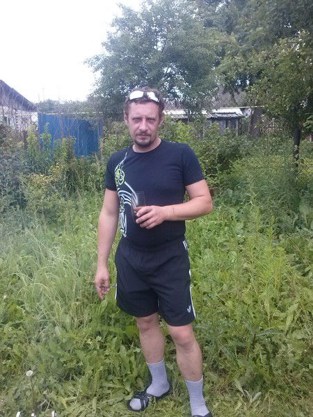 Александр _________