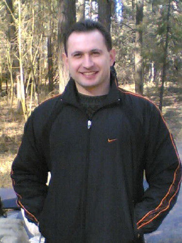 Олег Саркисов