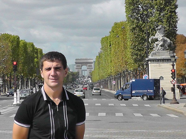 Максим Иванов