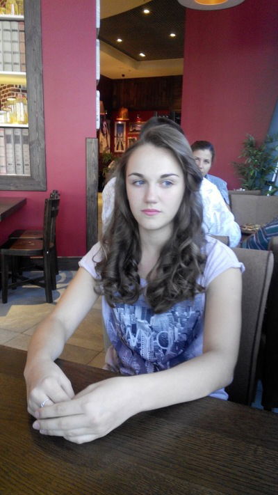 Анна Вражевская