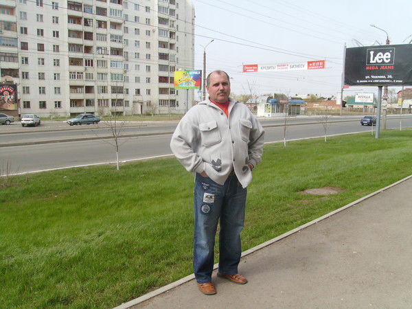 Юрий Константинов