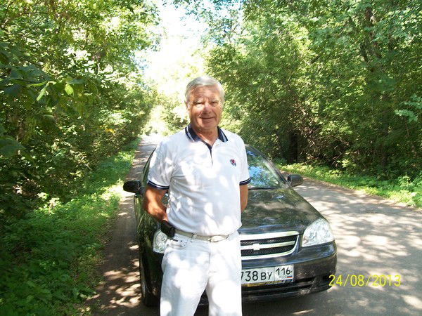 Михаил Леонтьев