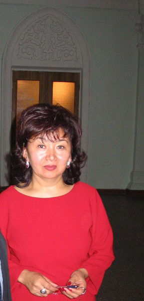 Зира Толенова