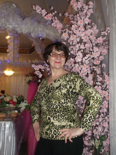 Наташа Олейникова