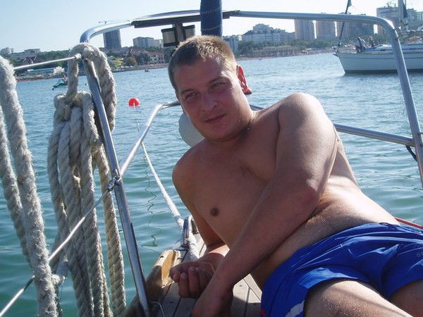 Александр Костров