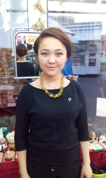 Дарыгуль Адинова