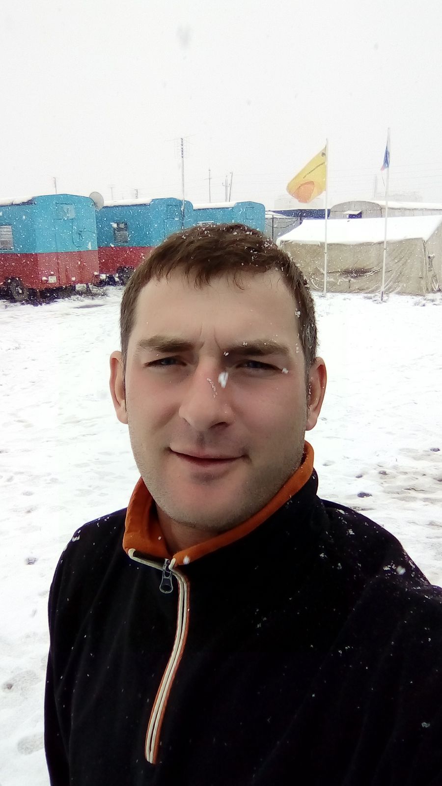 Неизвестно Неизвестно