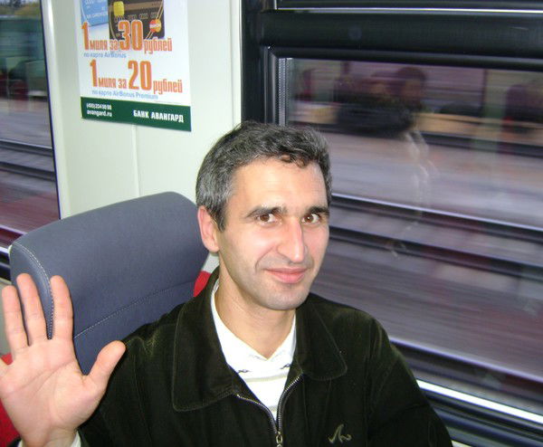 Виктор Глухов