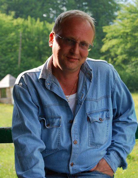 Дмитрий Якушев