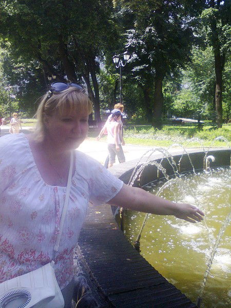 Елена Елена