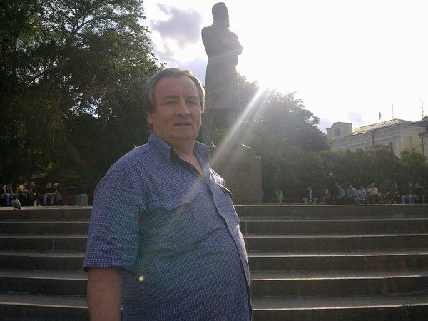 Владимир Радов