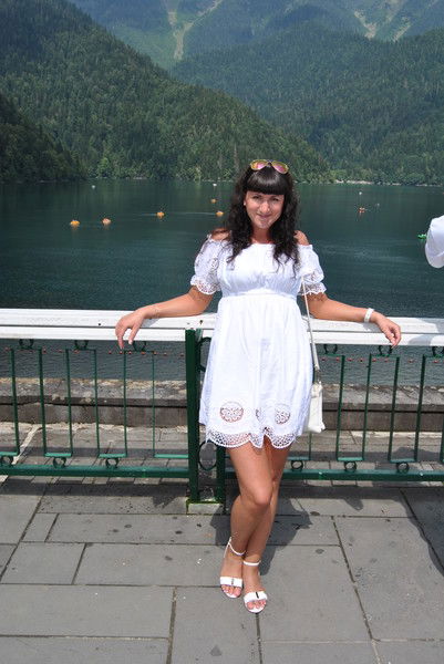 Любовь Санжаровская