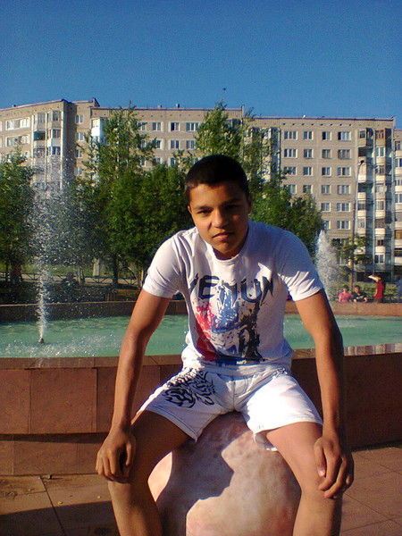 Халил Рустамов