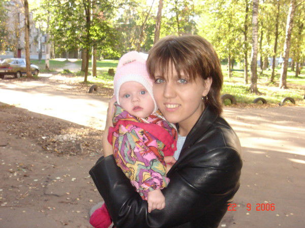 Валя Лопачук