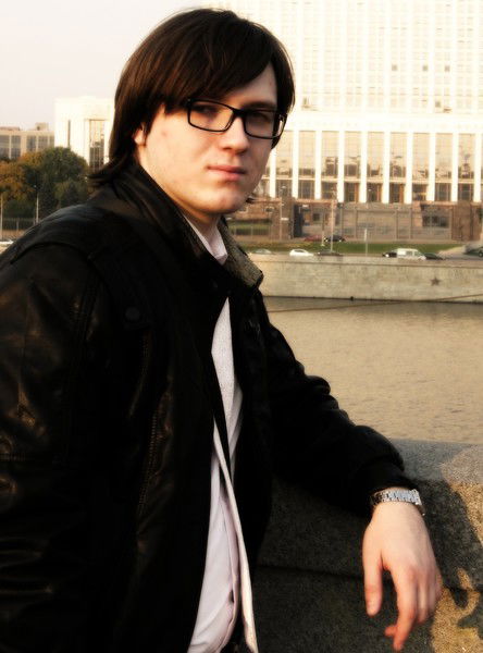 Максим Шаповалов