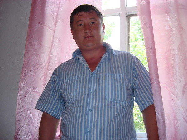 Эрбол Кимсанов