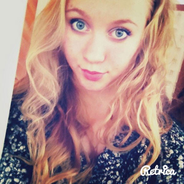 Анюта Слепанова