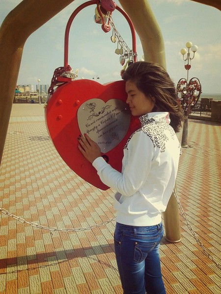 Καμιλα Μιρζααχμεδονα