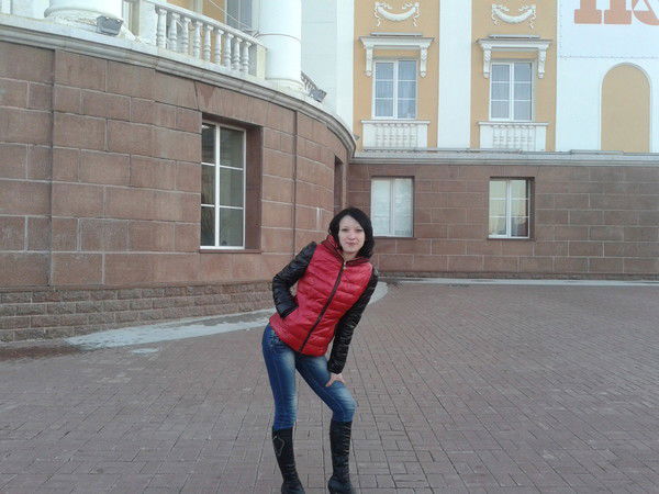 Наташа Отмахова