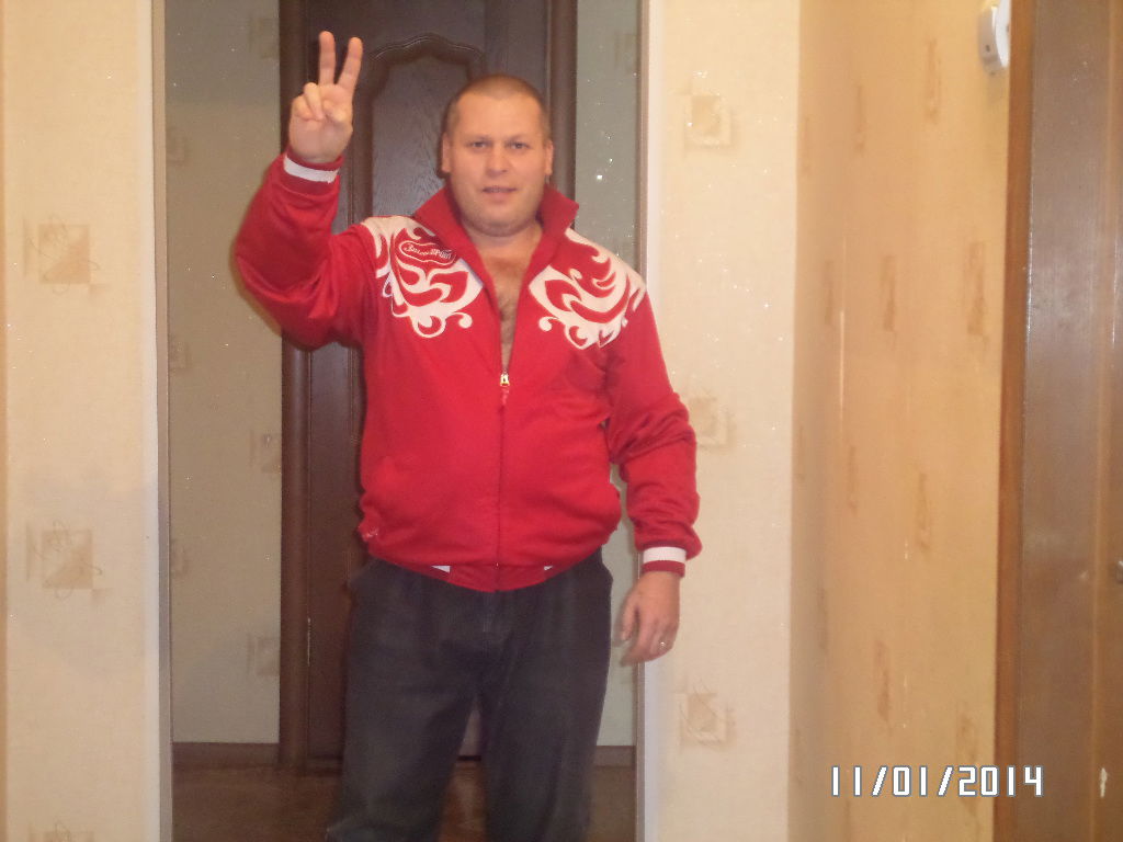 Сергей Антонов