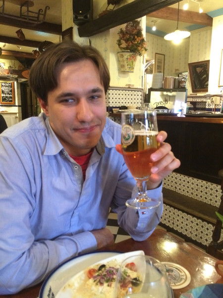 Андрей Попов